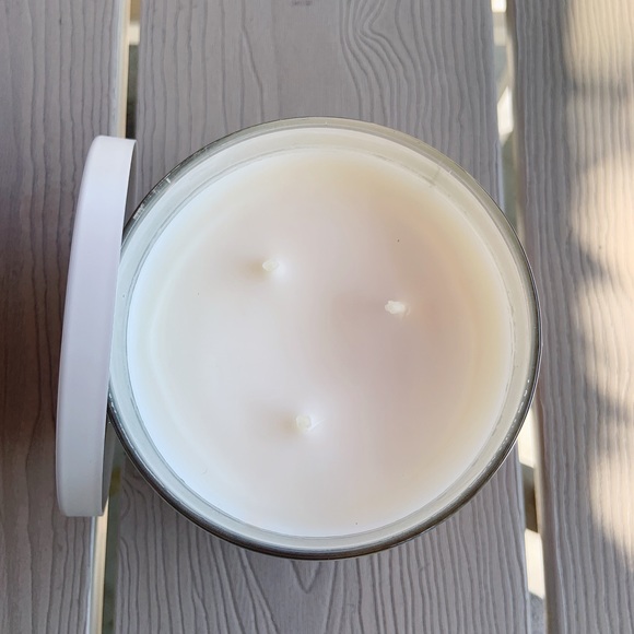 Bath and Body Works Pumpkin spice latte candle - Picture 3 of 7